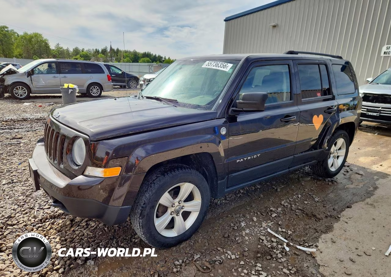 2014 Jeep Patriot Sport VIN:1C4NJRBBXED588799 - 1