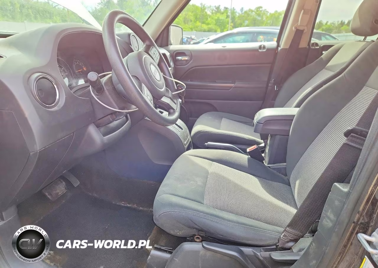 2014 Jeep Patriot Sport VIN:1C4NJRBBXED588799 - 7