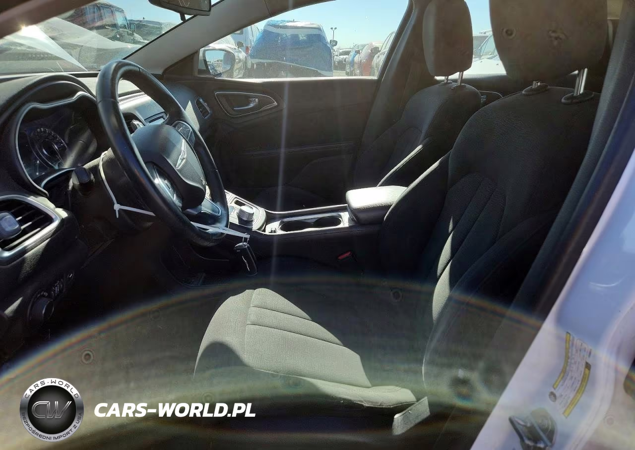 2015 Chrysler 200 Limited VIN:1C3CCCABXFN688076 - 7
