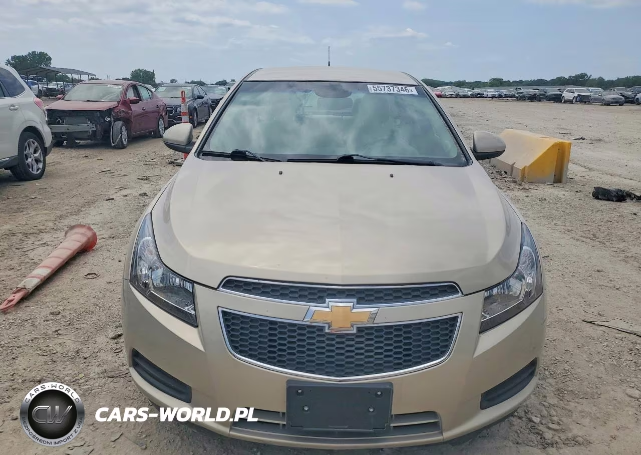 2012 Chevrolet Cruze Lt VIN:1G1PG5SC0C7123137 - 5