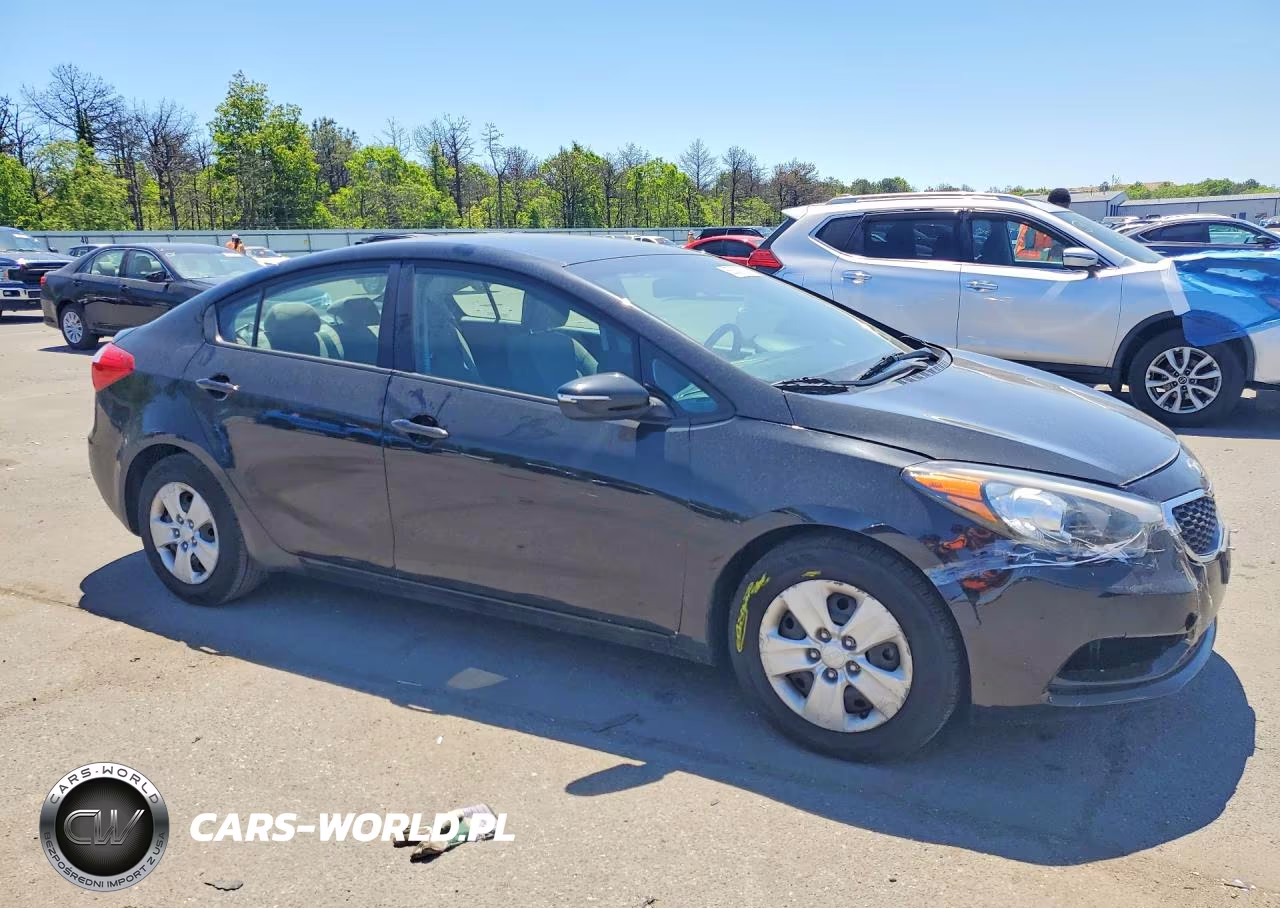 2015 Kia Forte Lx VIN:KNAFX4A61F5428023 - 4