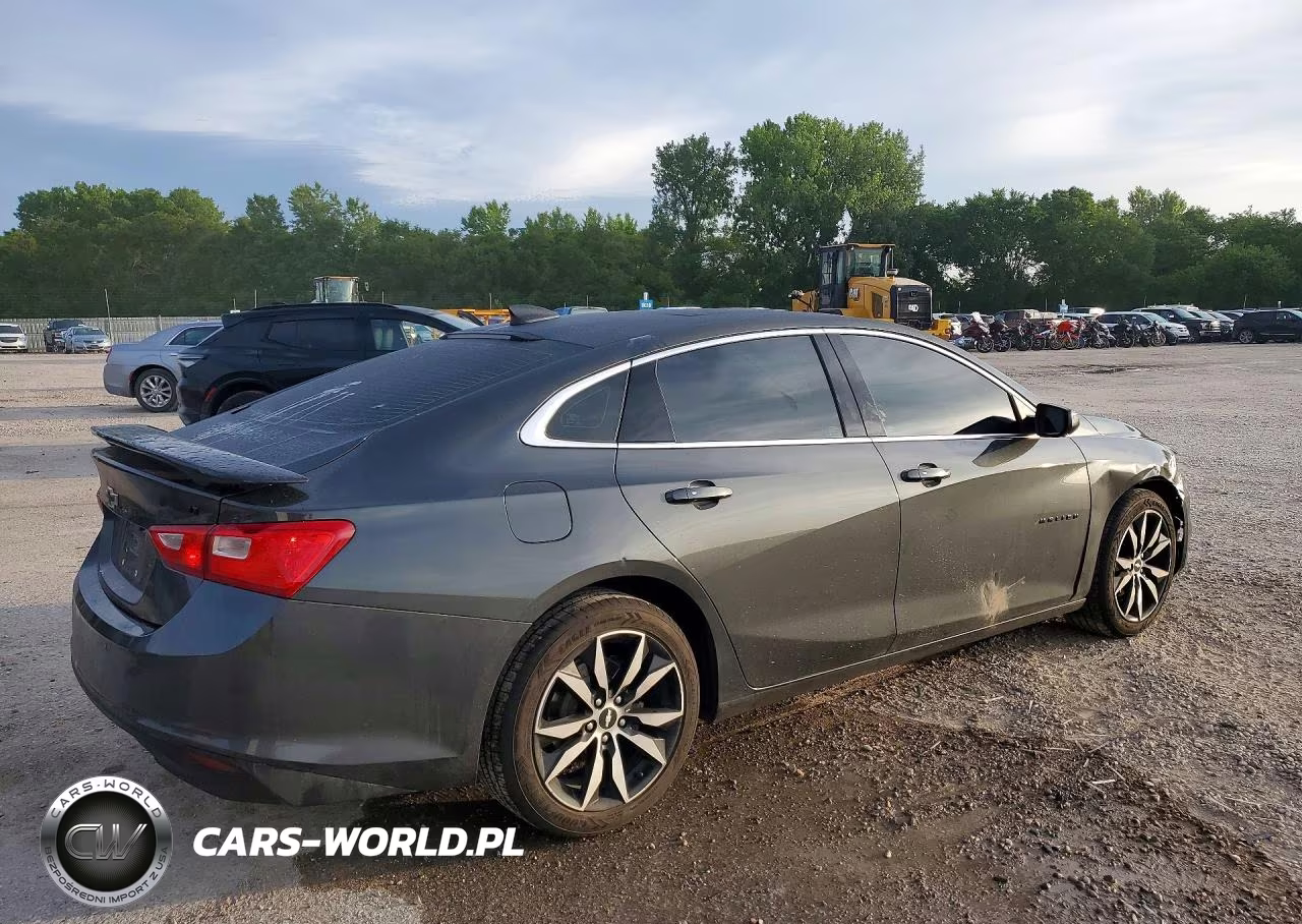 2018 Chevrolet Malibu Lt VIN:1G1ZD5ST3JF197723 - 3