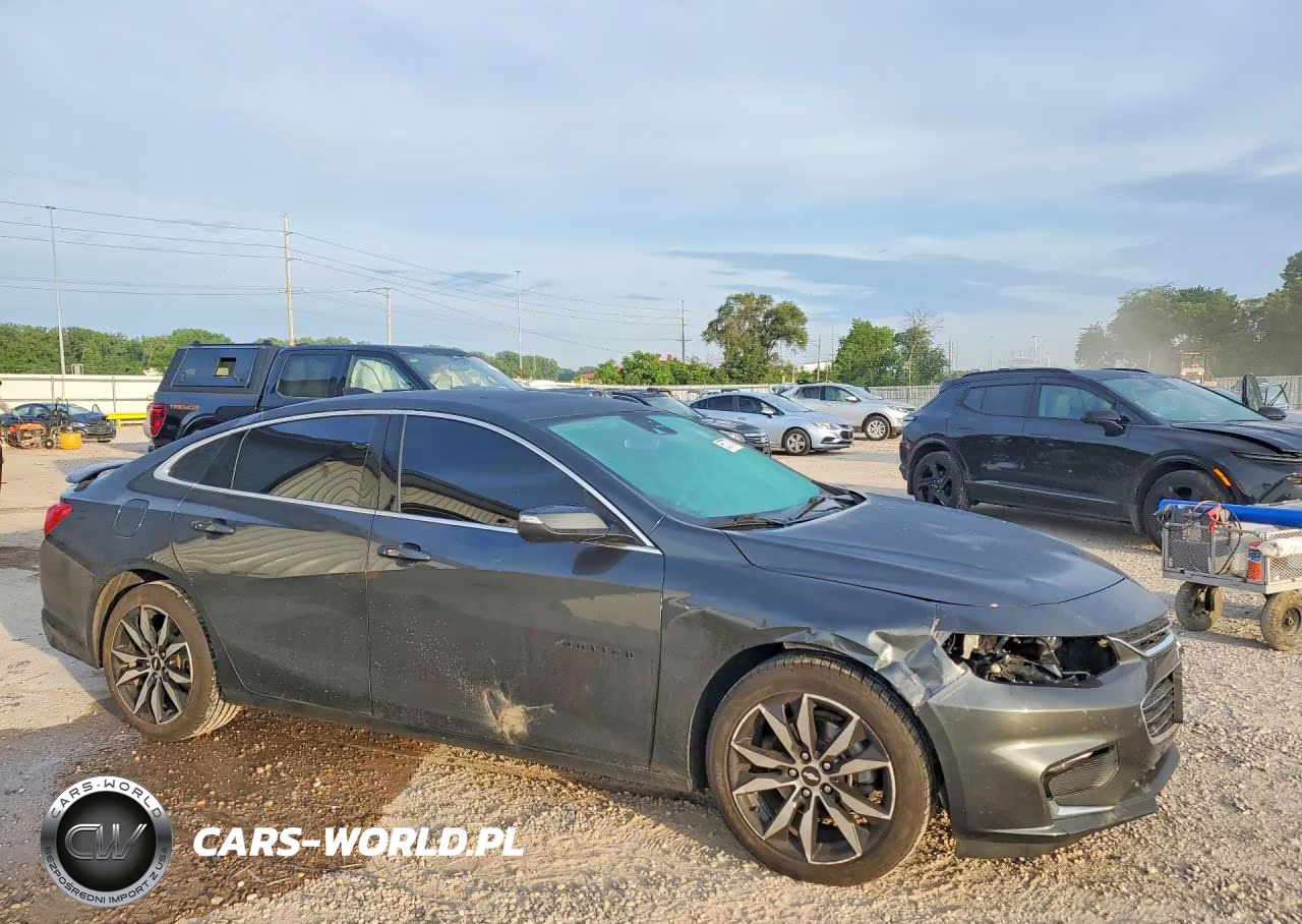 2018 Chevrolet Malibu Lt VIN:1G1ZD5ST3JF197723 - 4