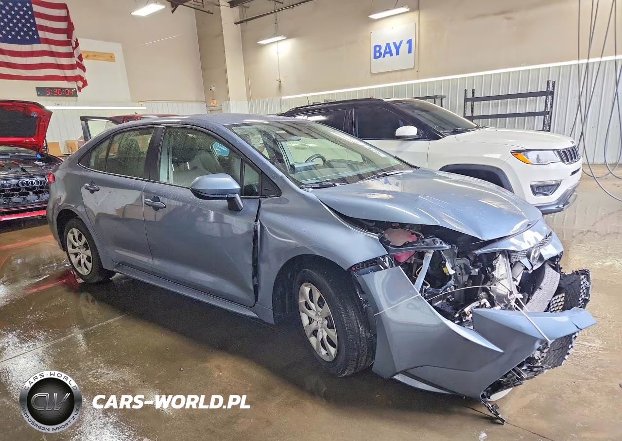 2022 Toyota Corolla Le VIN:JTDEPMAE7N3026149 - 4