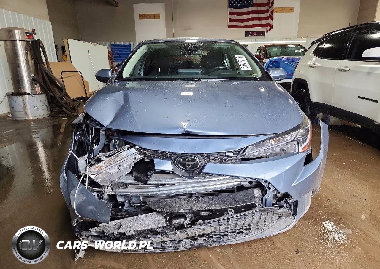 2022 Toyota Corolla Le VIN:JTDEPMAE7N3026149 - 5