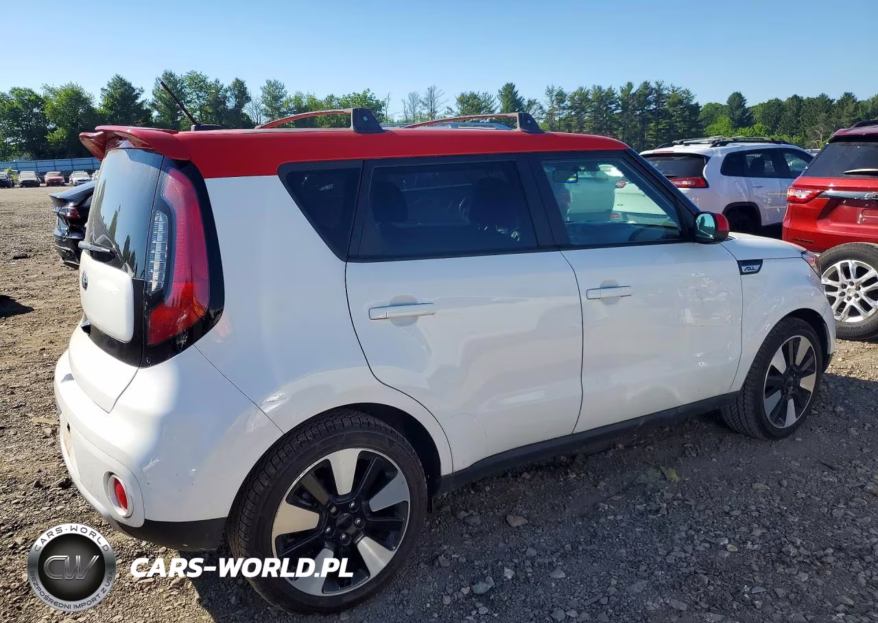 2017 Kia Soul + VIN:KNDJP3A51H7436984 - 3