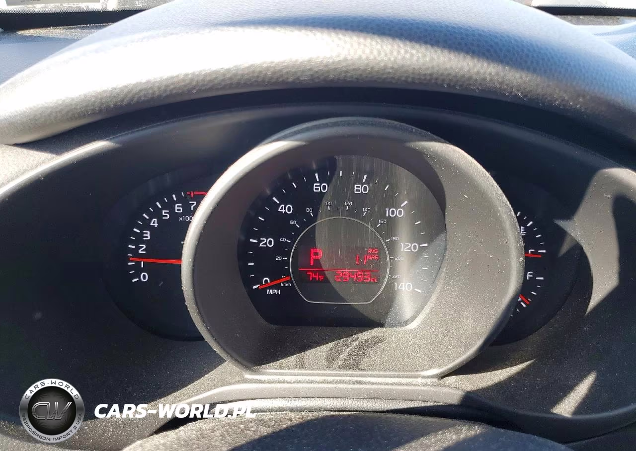 2017 Kia Soul + VIN:KNDJP3A51H7436984 - 9