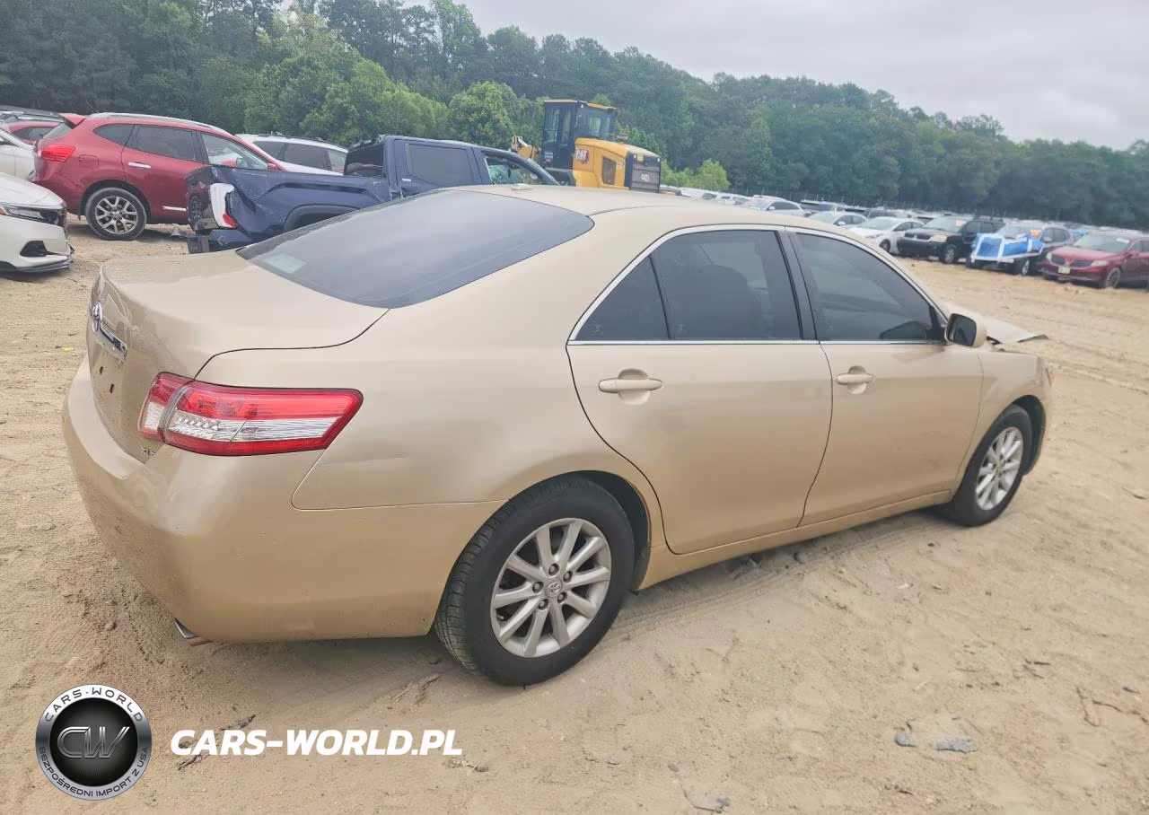 2011 Toyota Camry Xle VIN:4T1BF3EK0BU738410 - 3