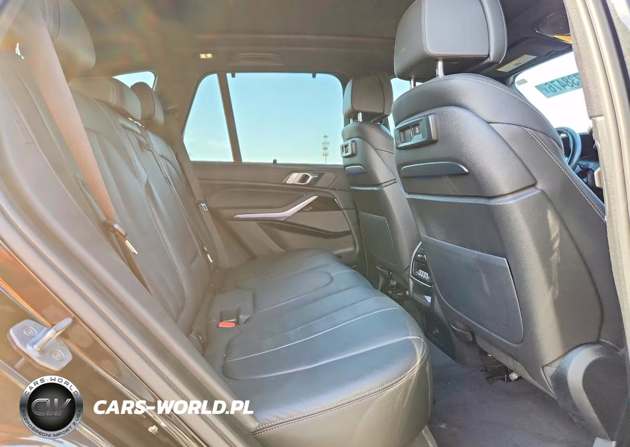 2020 BMW X5 xDrive40I VIN:5UXCR6C01L9B20005 - 11