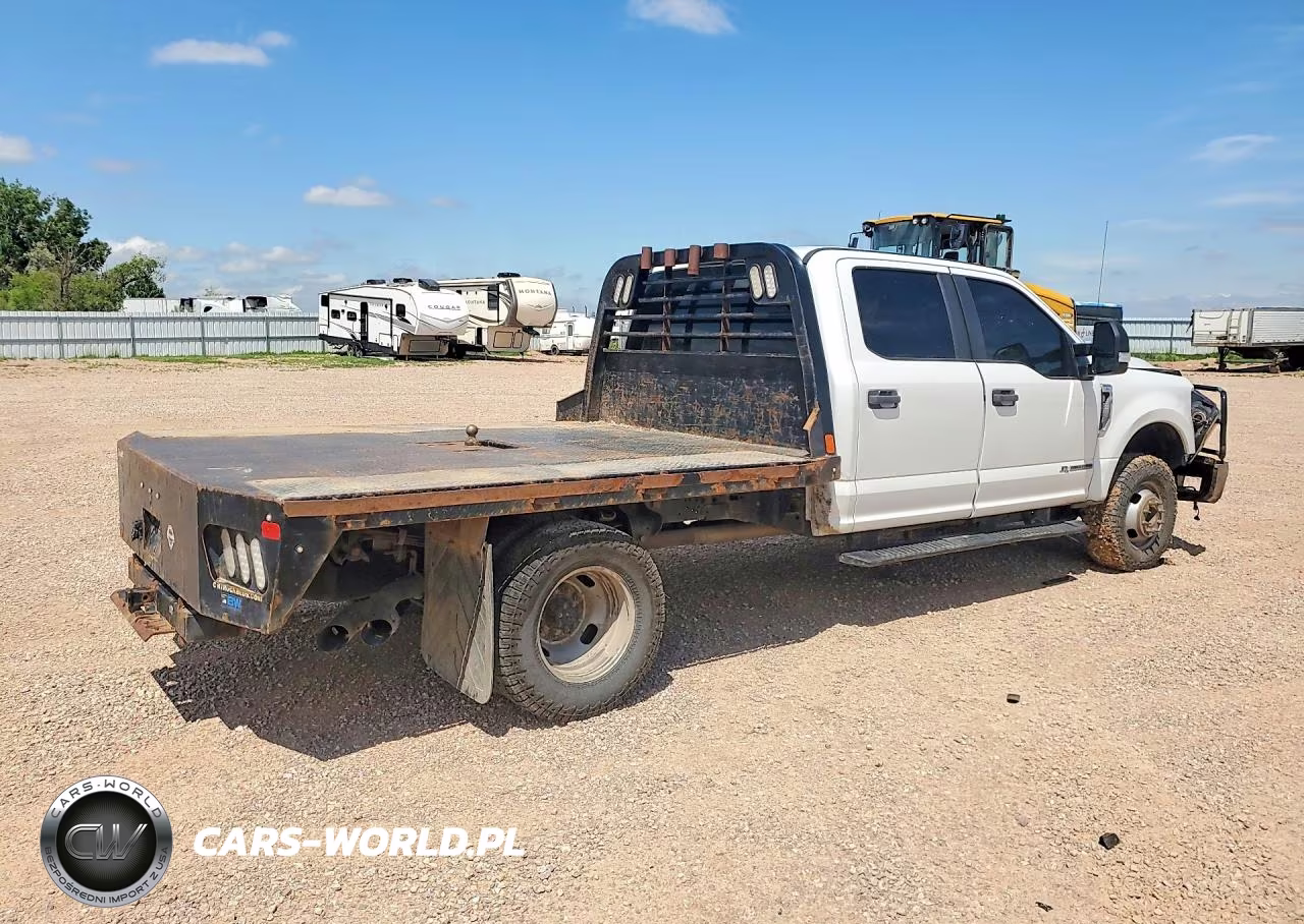 2019 Ford F350 VIN:1FD8W3HT1KEG35912 - 3