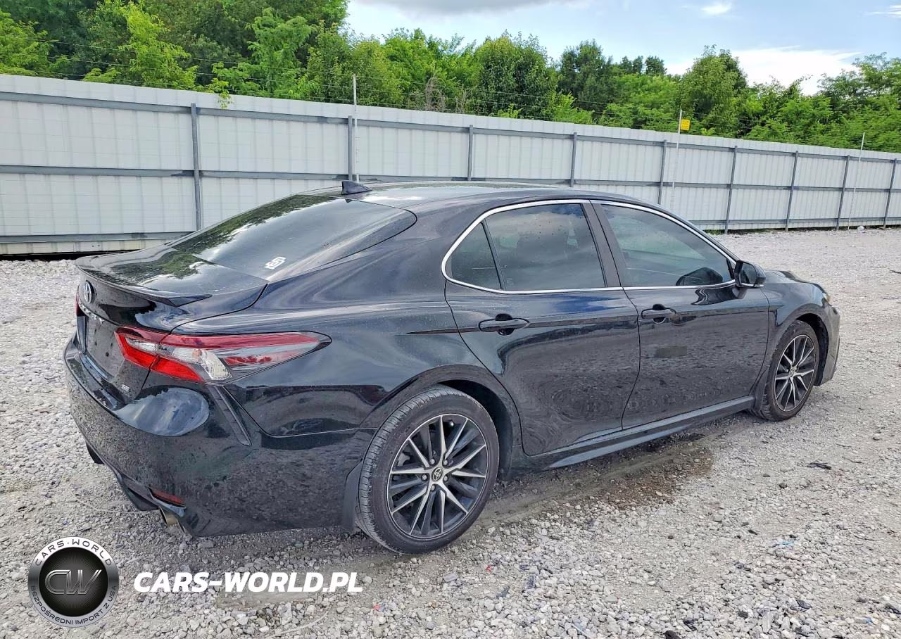 2022 Toyota Camry Se VIN:4T1G11AK0NU652663 - 3