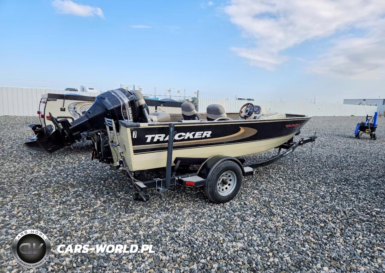 2001 Tracker 17 Targa - Outboard Engine VIN:BUJ68425F001 - 4