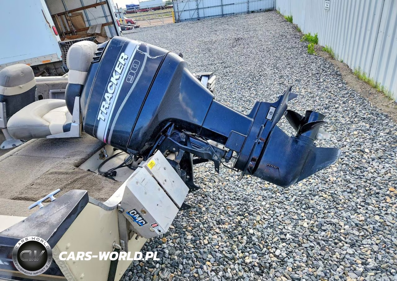 2001 Tracker 17 Targa - Outboard Engine VIN:BUJ68425F001 - 7