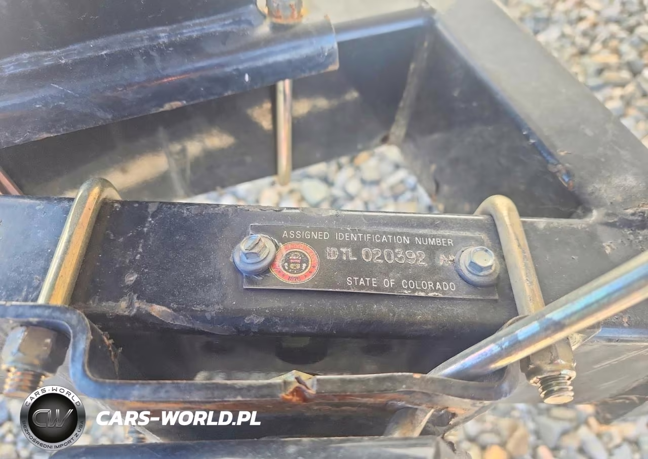 2001 Tracker 17 Targa - Outboard Engine VIN:BUJ68425F001 - 9