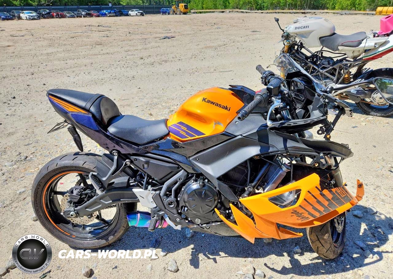 2025 Kawasaki Ex650 P