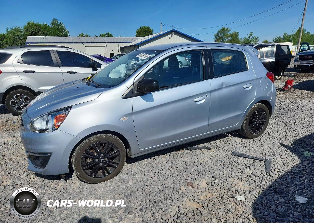 2020 Mitsubishi Mirage Le – zdjęcie 1 z 12