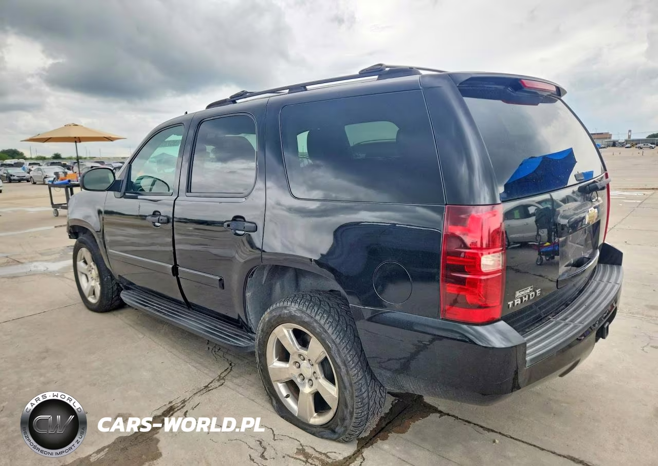 2007 Chevrolet Tahoe C1500 VIN:1GNFC13C27R273600 - 2