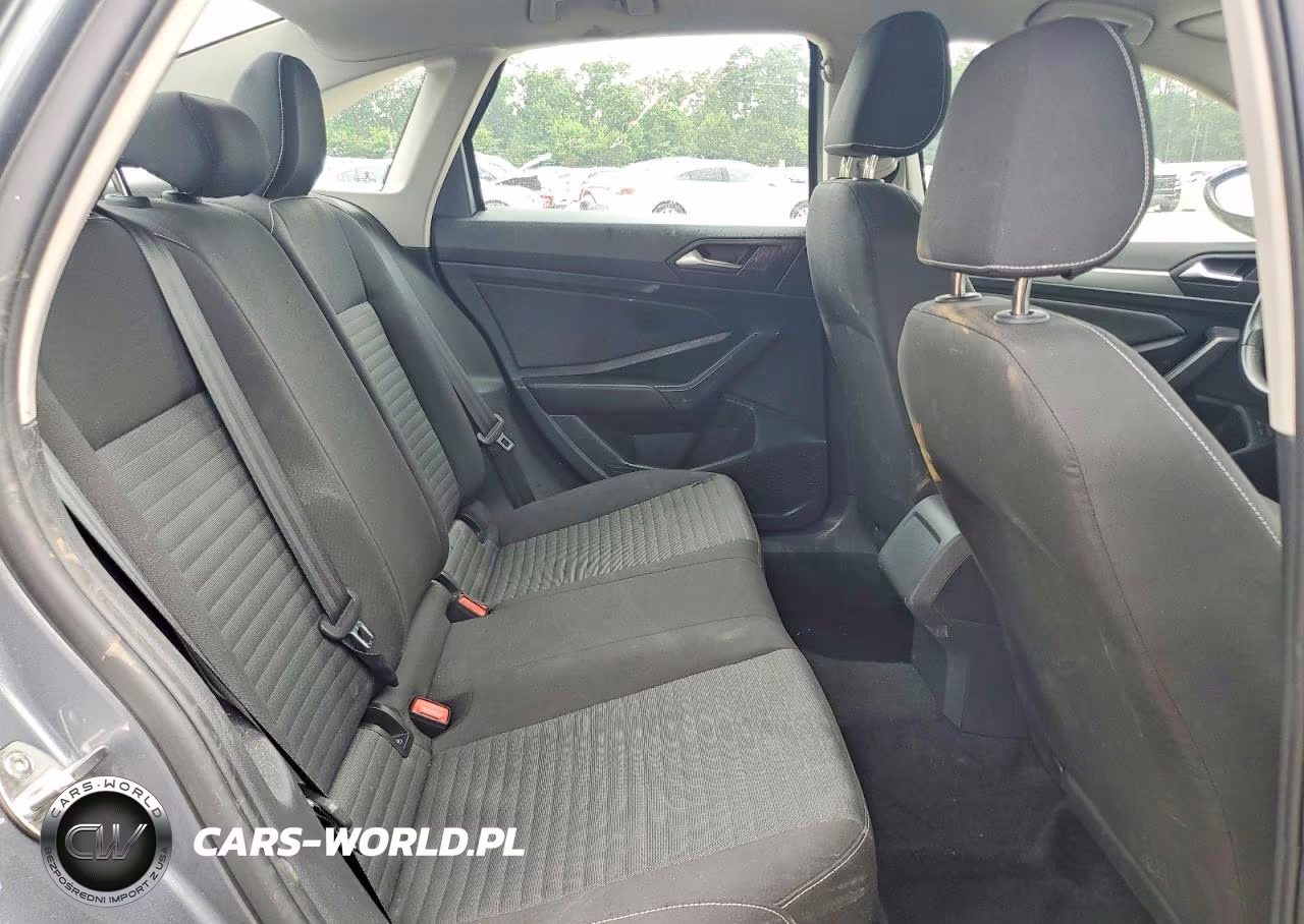 2024 Volkswagen Jetta S VIN:3VW5M7BU5RM071768 - 10