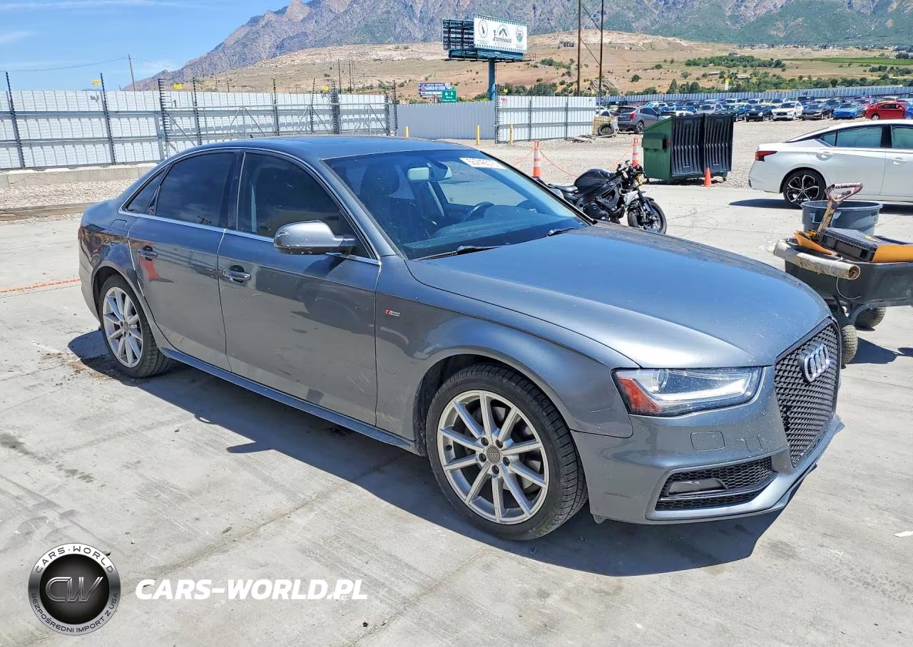 2016 Audi A4 Premium Plus S-Line VIN:WAUBFAFL7GN000604 - 4