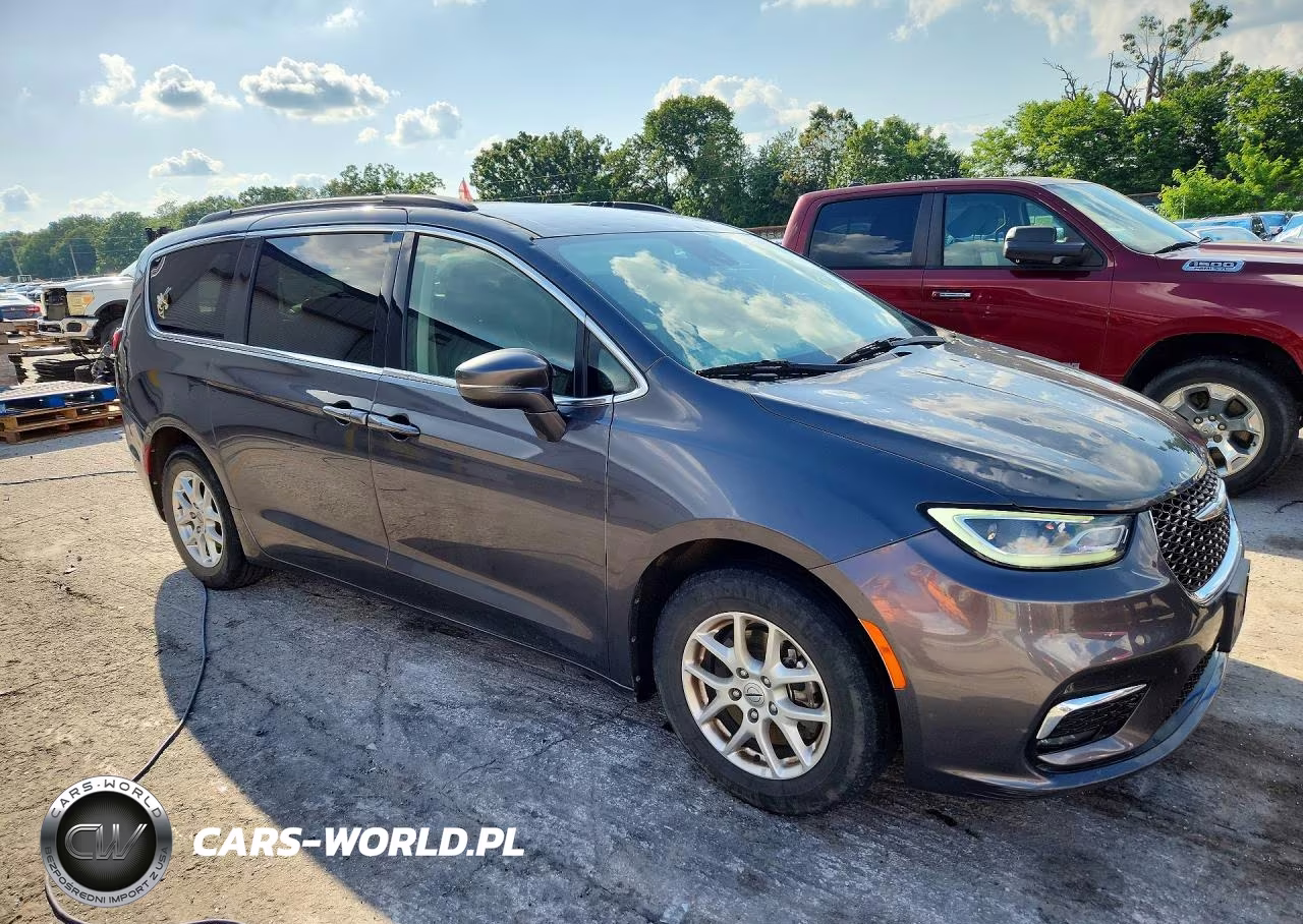2022 Chrysler Pacifica Touring L VIN:2C4RC1BG4NR122100 - 4