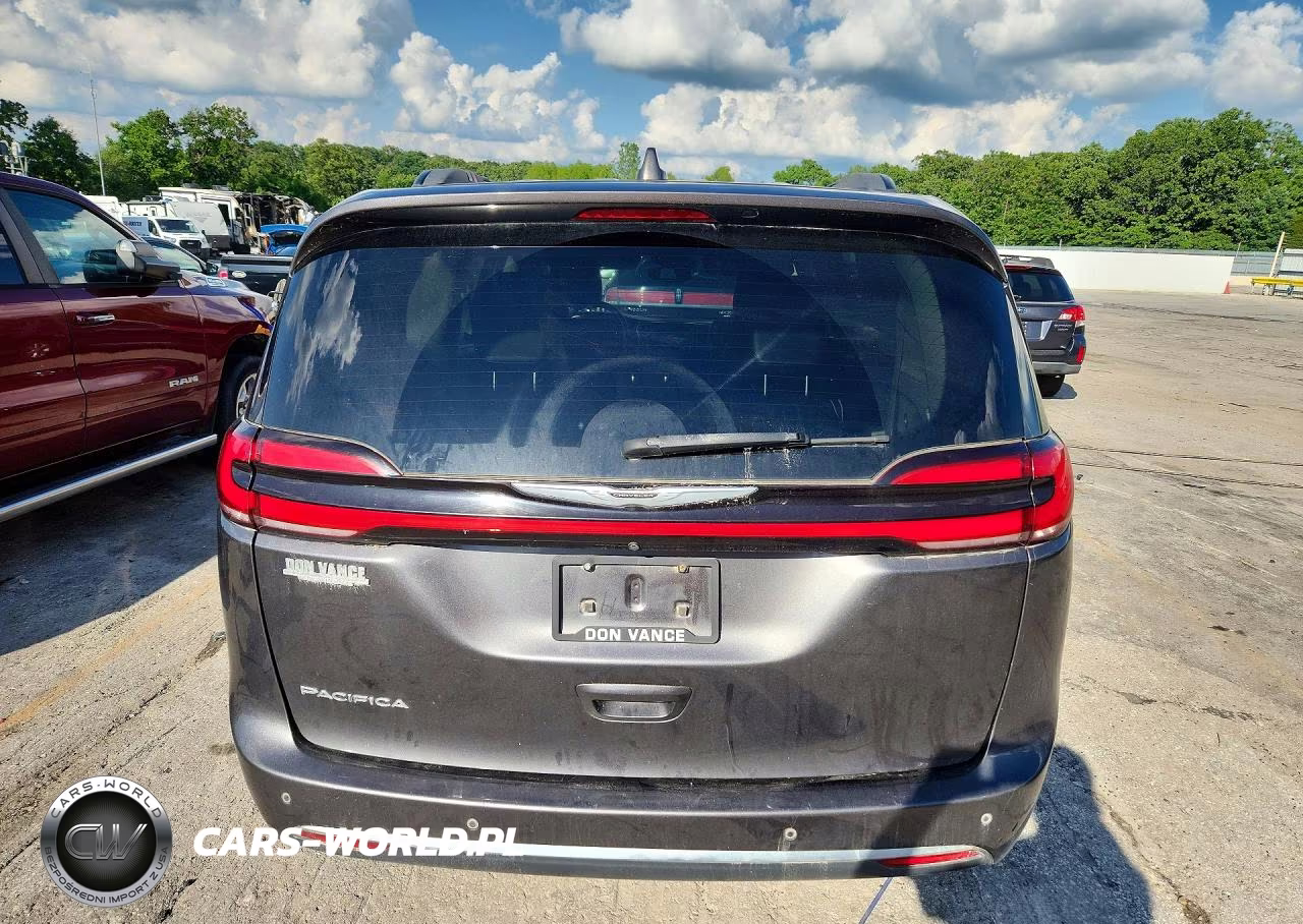 2022 Chrysler Pacifica Touring L VIN:2C4RC1BG4NR122100 - 6