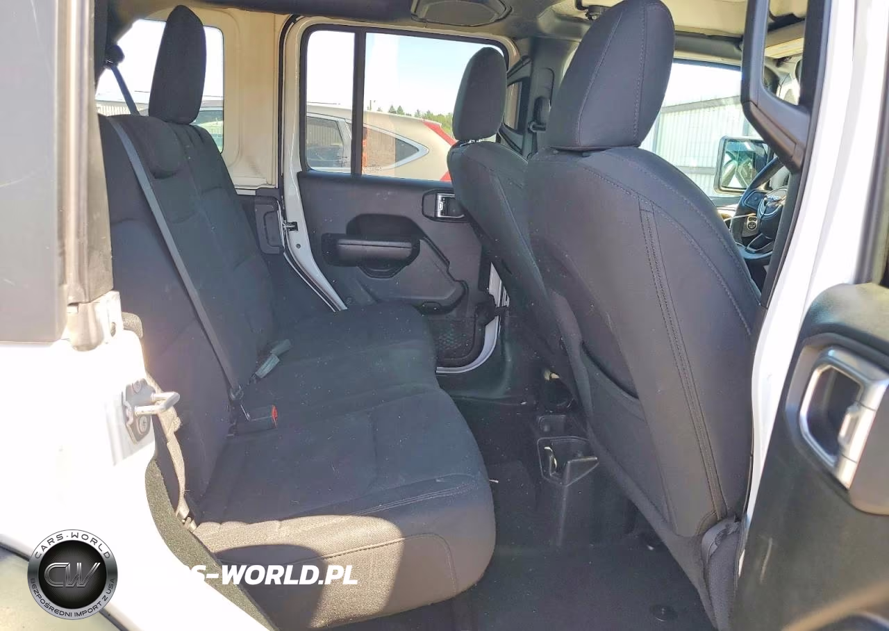 2018 Jeep Wrangler Unlimited Sport VIN:1C4HJXDG9JW115887 - 11