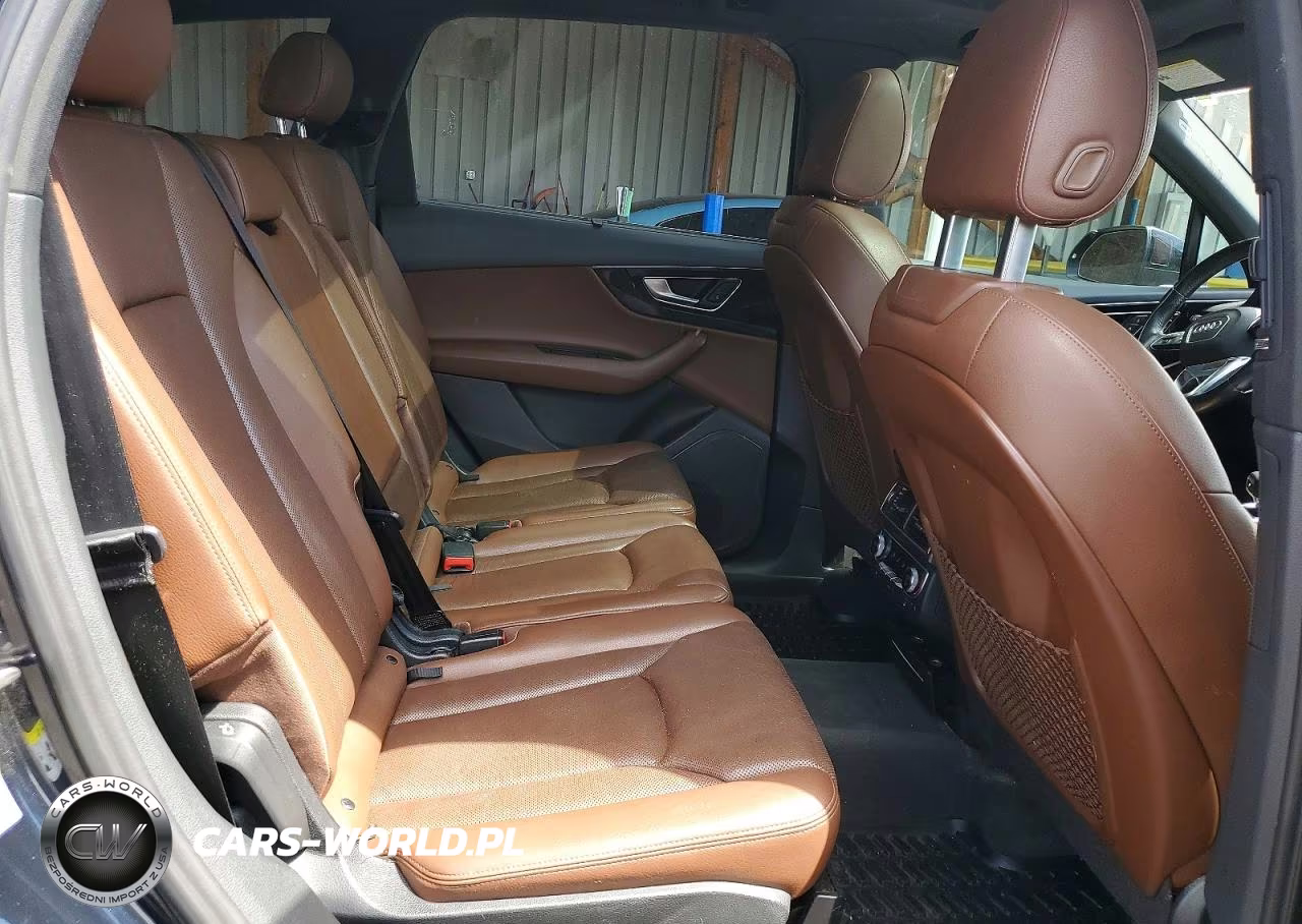 2017 Audi Q7 Premium Plus VIN:WA1LAAF72HD024724 - 11