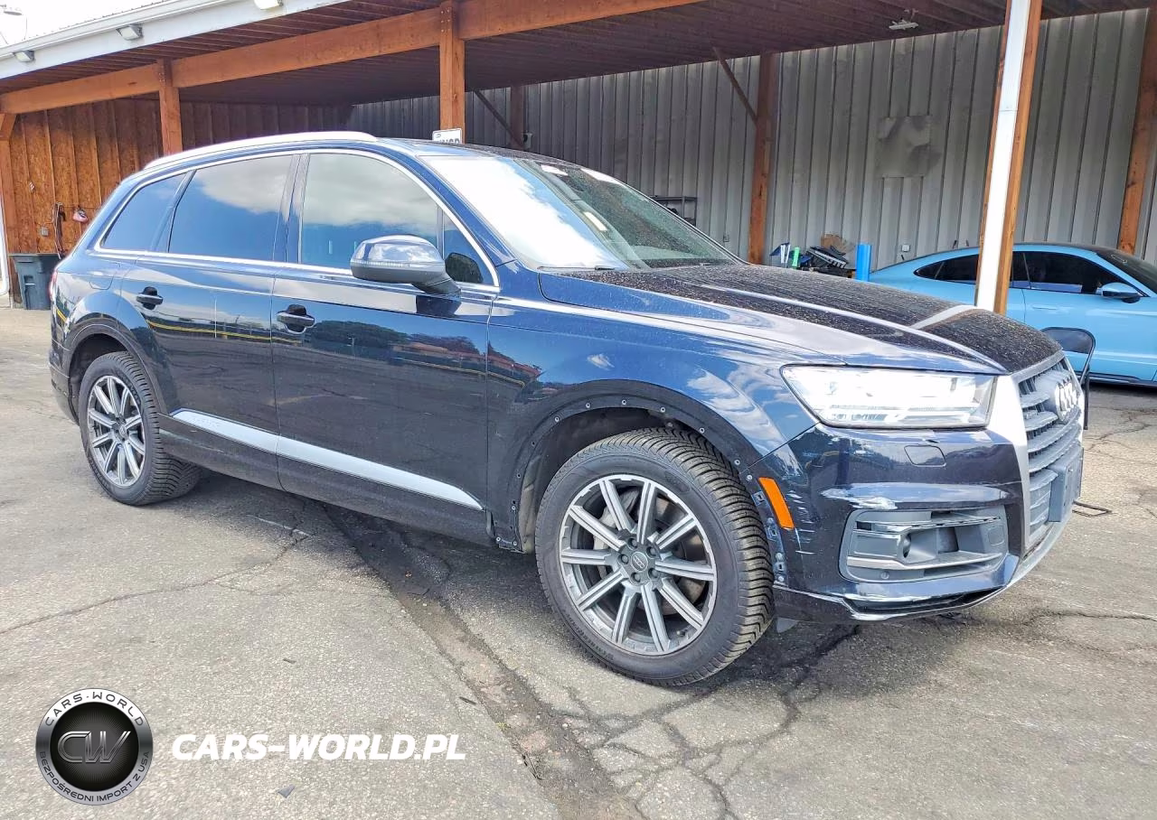 2017 Audi Q7 Premium Plus VIN:WA1LAAF72HD024724 - 4