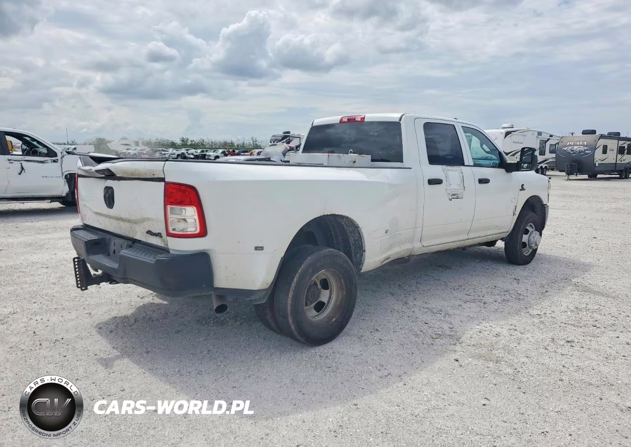 2023 Ram 3500 Tradesman VIN:3C63RRGL7PG510866 - 4