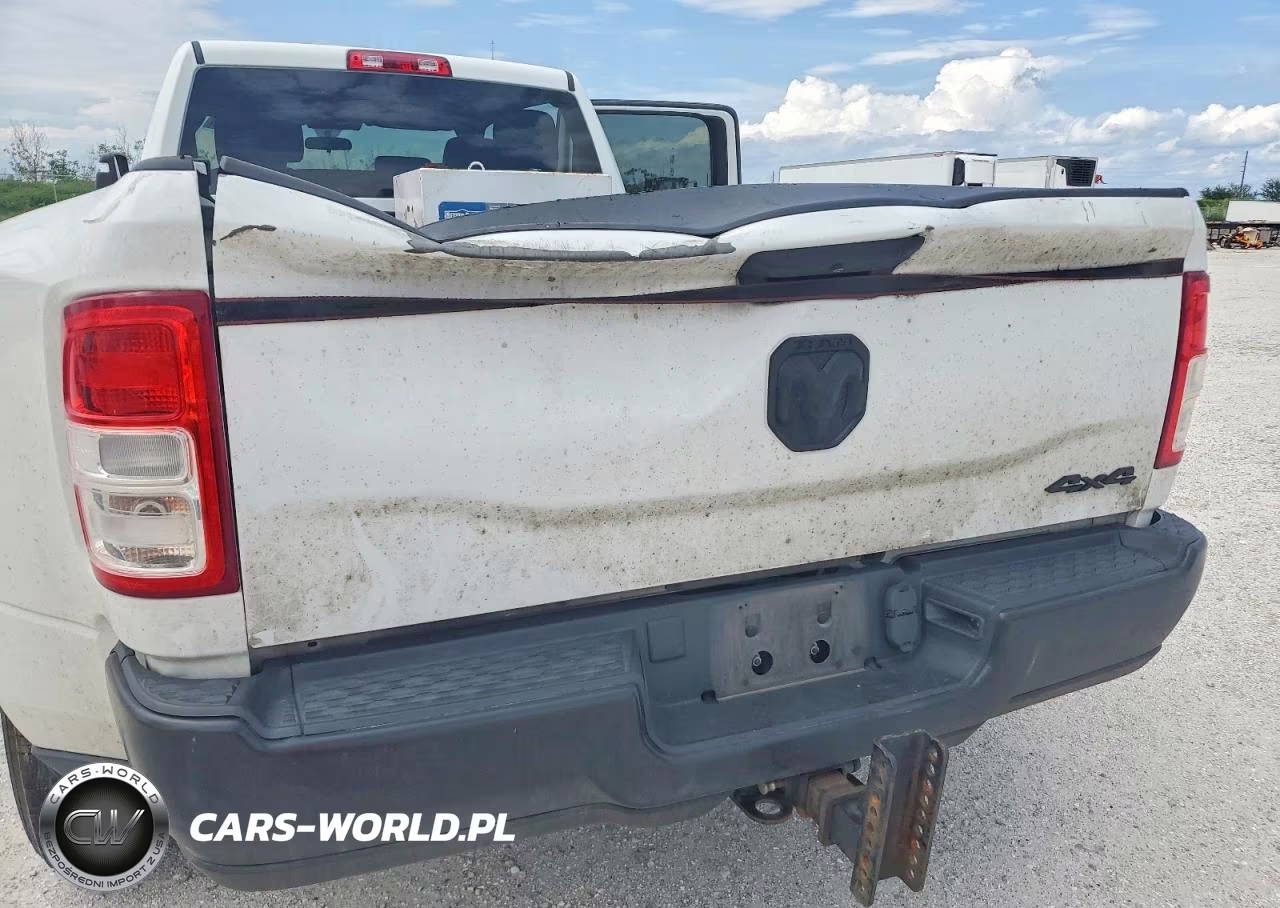 2023 Ram 3500 Tradesman VIN:3C63RRGL7PG510866 - 9