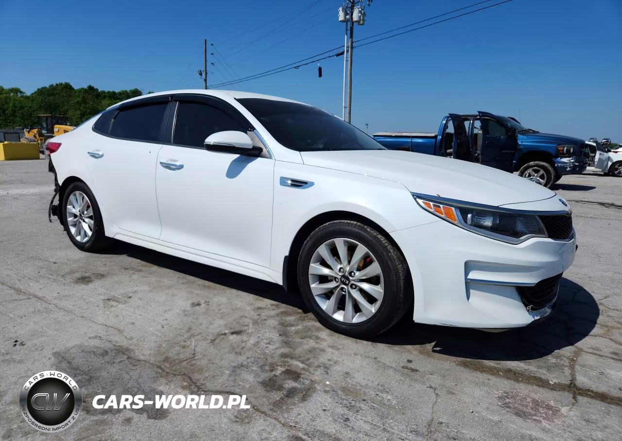 2018 Kia Optima VIN:5XXGT4L35JG252877 - 4