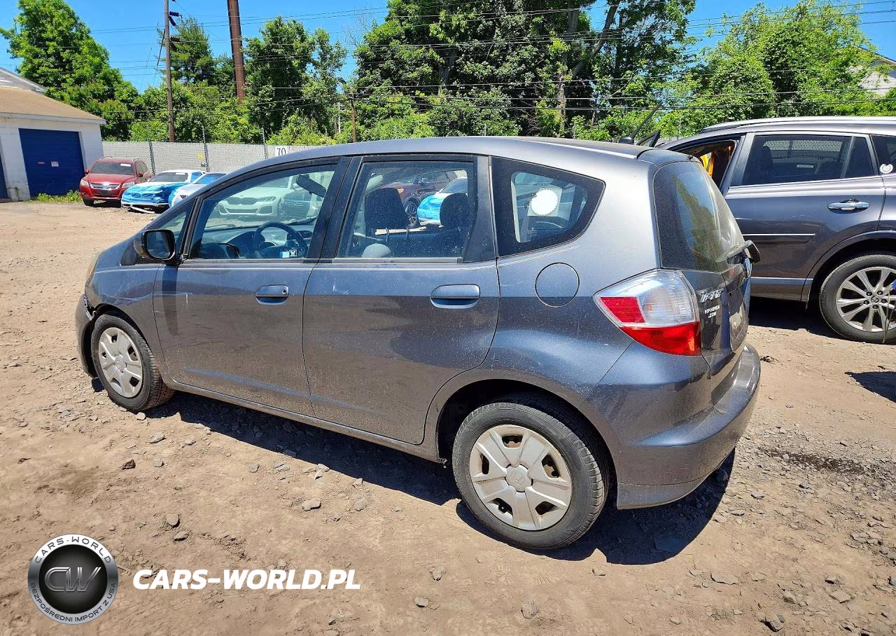 2013 Honda Fit VIN:JHMGE8H32DC074262 - 2