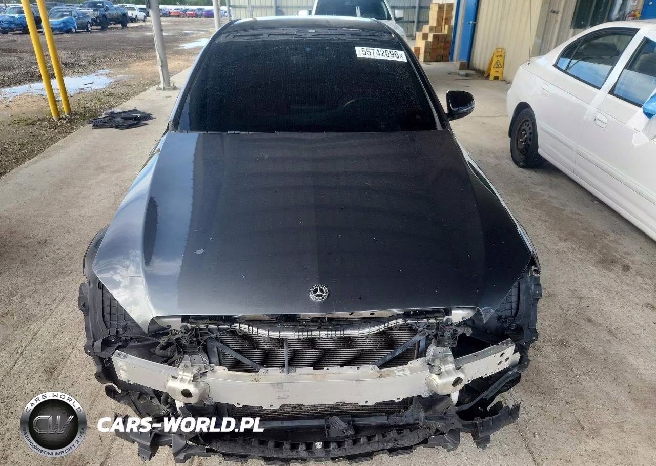 2018 Mercedes-Benz C 300 VIN:WDDWF4JB2JR398637 - 5