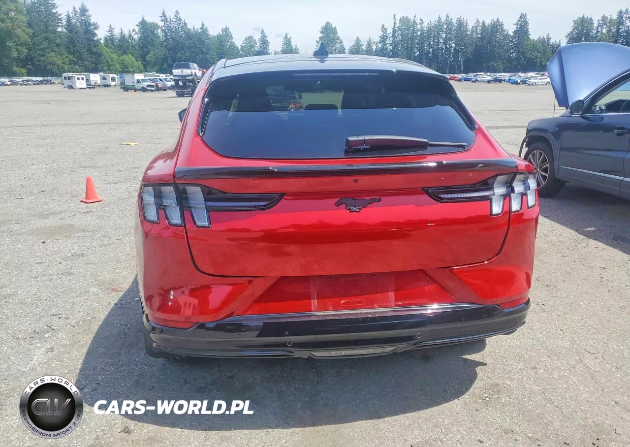 2023 Ford Mustang Mach-E Premium VIN:3FMTK3SU7PMA70915 - 6