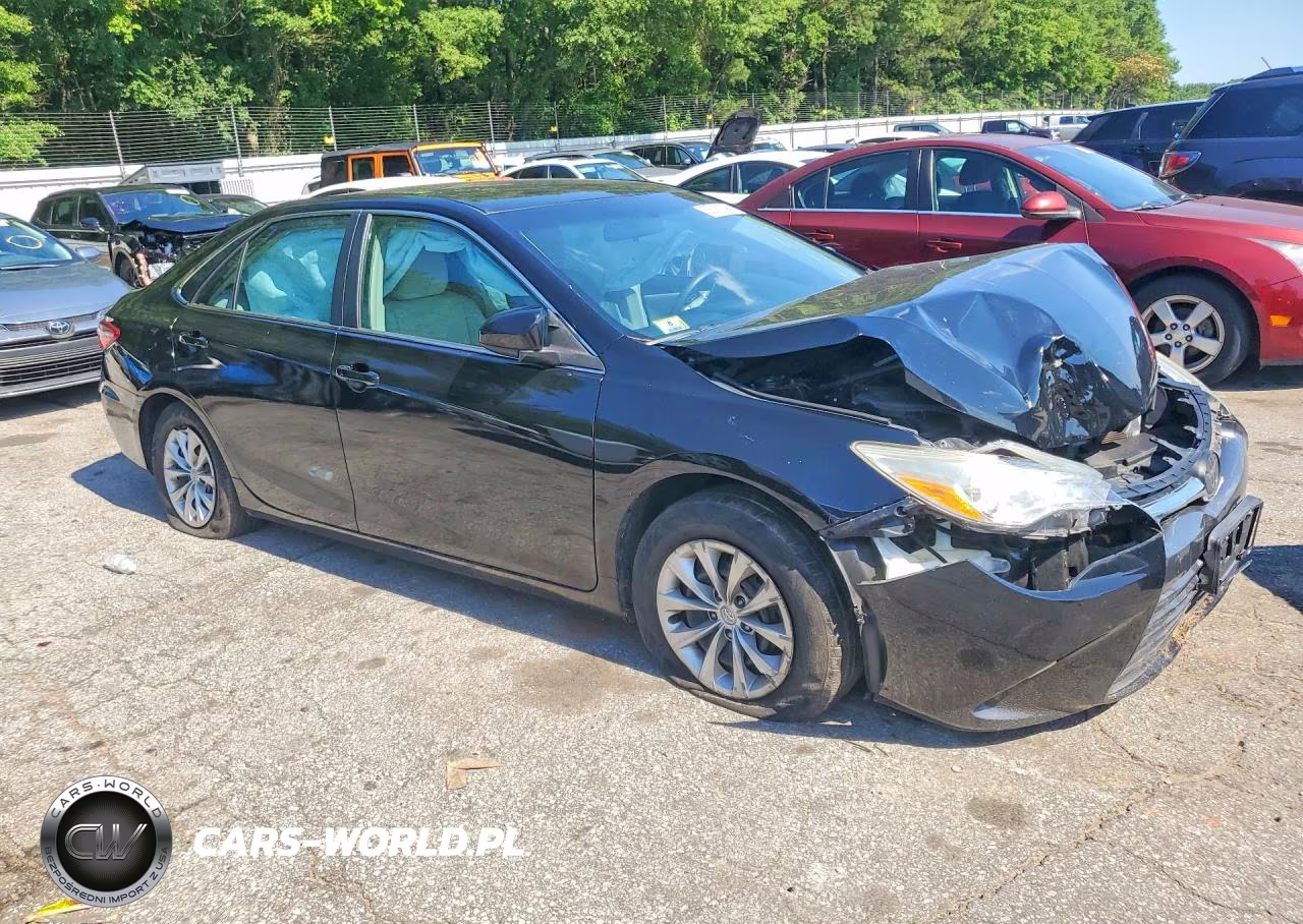 2015 Toyota Camry Le VIN:4T4BF1FK0FR509899 - 4