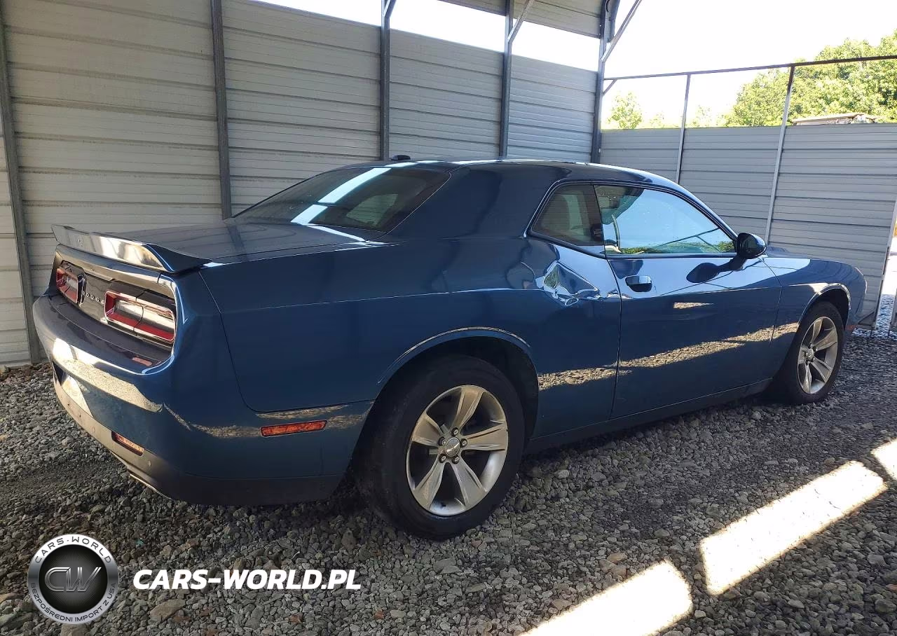 2021 Dodge Challenger Sxt VIN:2C3CDZAG4MH503313 - 3