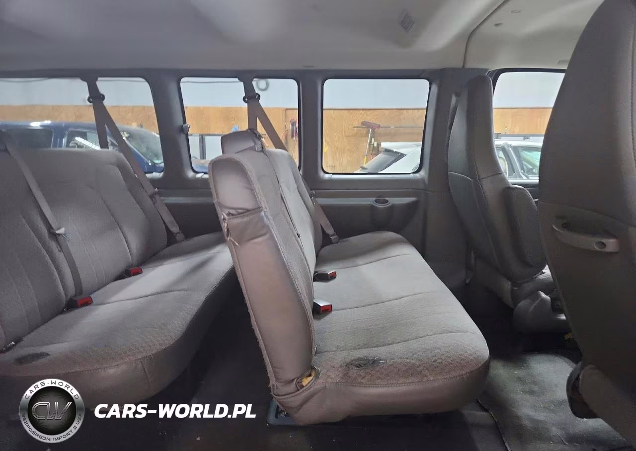 2017 Chevrolet Express G3500 Lt VIN:1GAZGPFGXH1336320 - 11