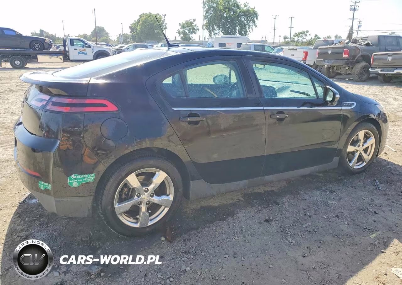 2013 Chevrolet Volt VIN:1G1RH6E4XDU147464 - 3