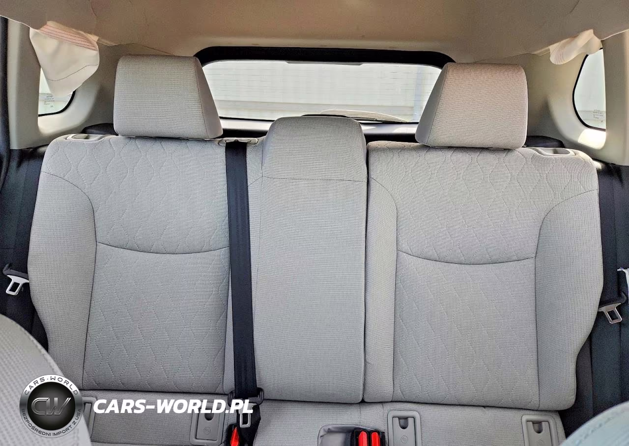 2022 Toyota Corolla Cross Le VIN:7MUCAABG7NV030360 - 10