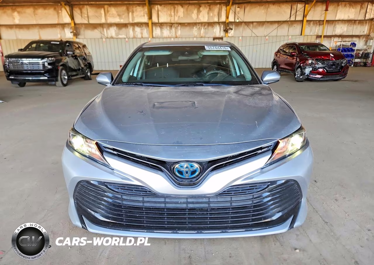 2020 Toyota Camry Le VIN:4T1C31AK9LU545777 - 5