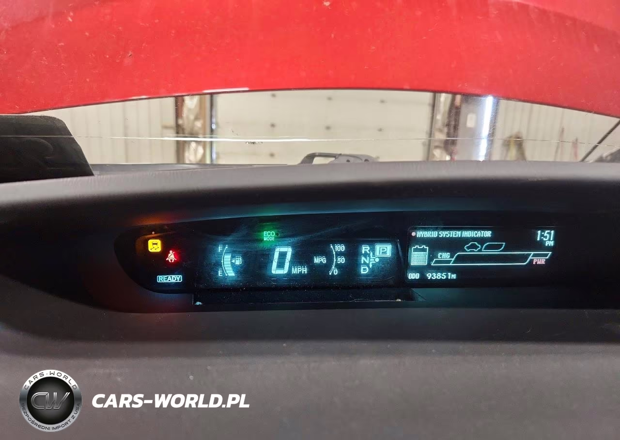 2012 Toyota Prius Two VIN:JTDKN3DU6C1610606 - 9