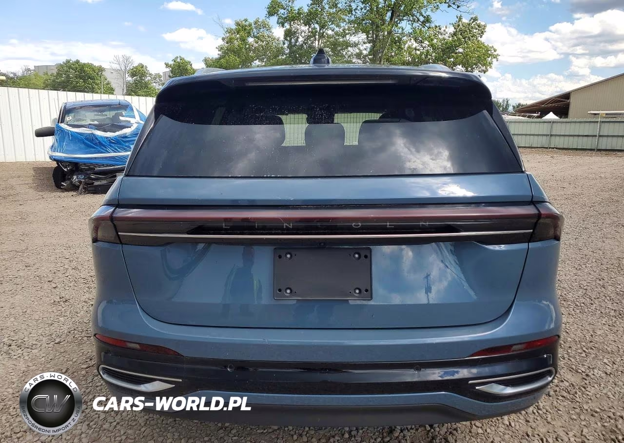 2025 Lincoln Nautilus Reserve VIN:5LMPJ8KA8SJ902952 - 6