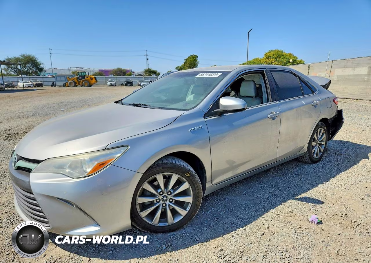 2016 Toyota Camry Hybrid Xle – zdjęcie 1 z 12