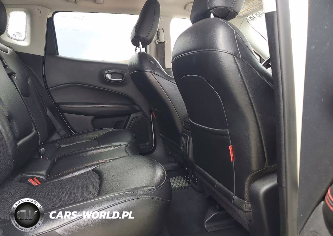 2020 Jeep Compass Trailhawk VIN:3C4NJDDB8LT163301 - 11