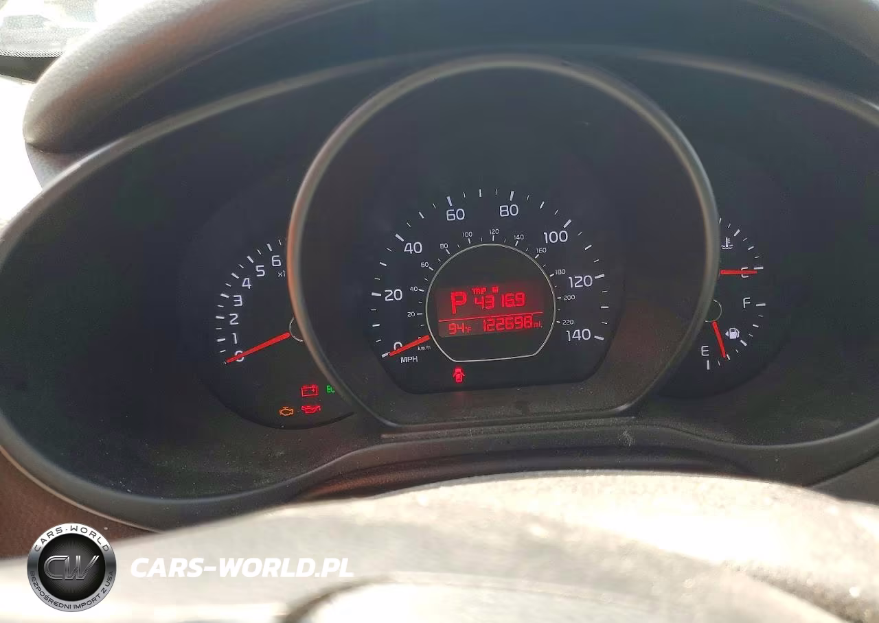2016 Kia Soul Base VIN:KNDJN2A22G7250813 - 9