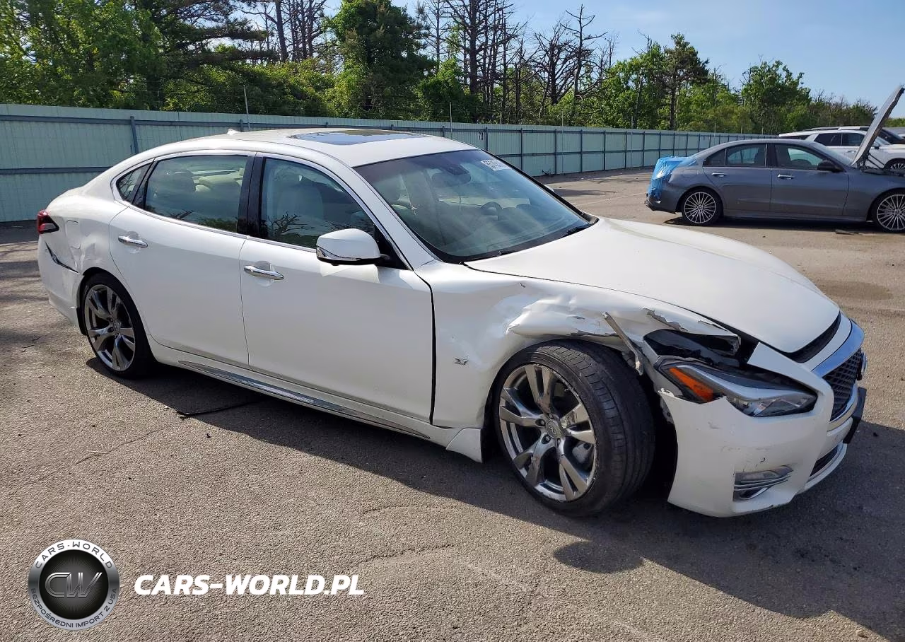 2017 Infiniti Q70L 3.7 VIN:JN1BY1PRXHM210804 - 4
