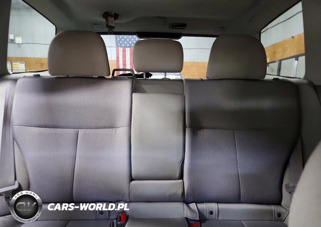 2012 Subaru Forester 2.5X Premium VIN:JF2SHADCXCH456073 - 10