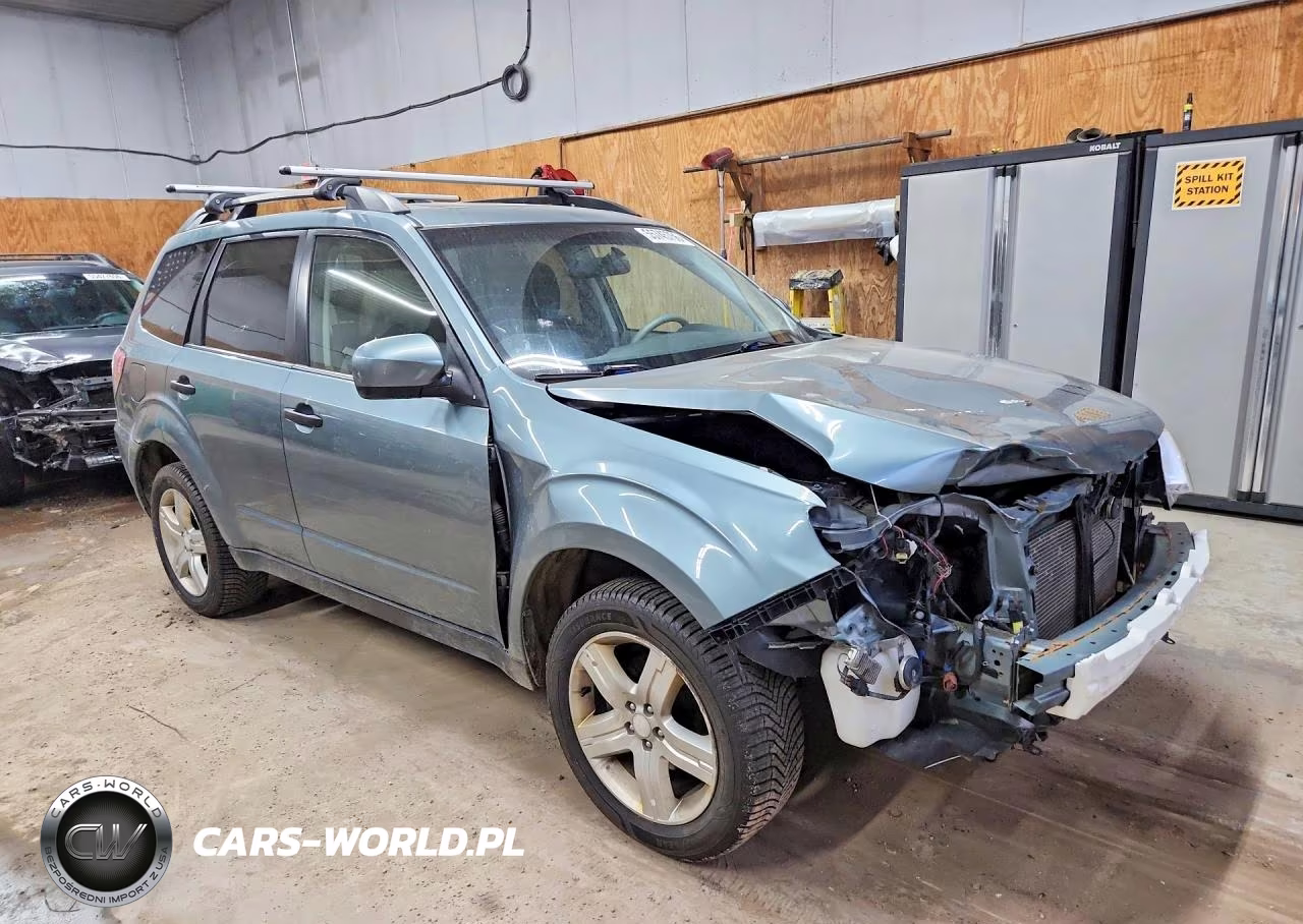 2012 Subaru Forester 2.5X Premium VIN:JF2SHADCXCH456073 - 4