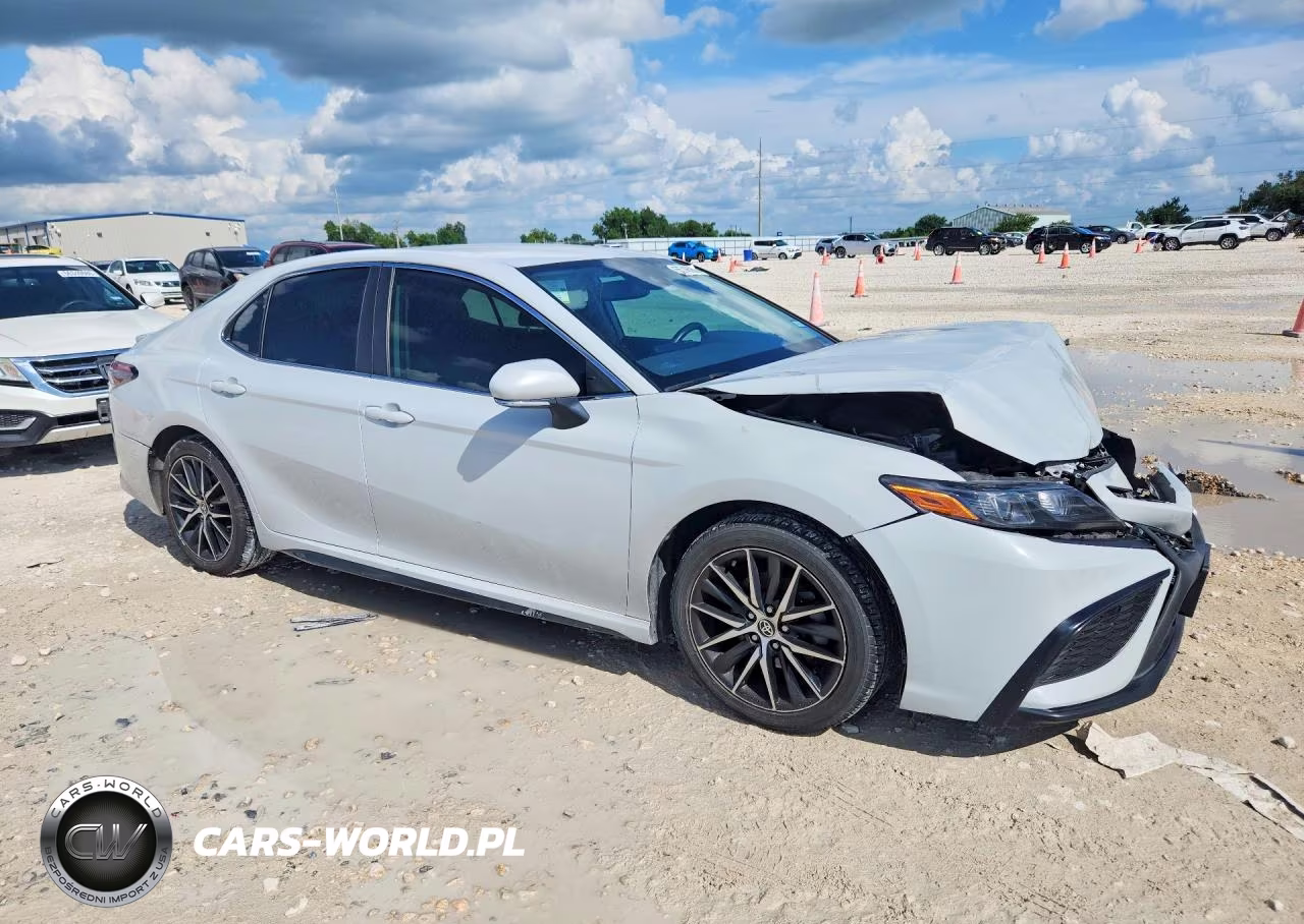2022 Toyota Camry Se VIN:4T1T11AK5NU045835 - 4