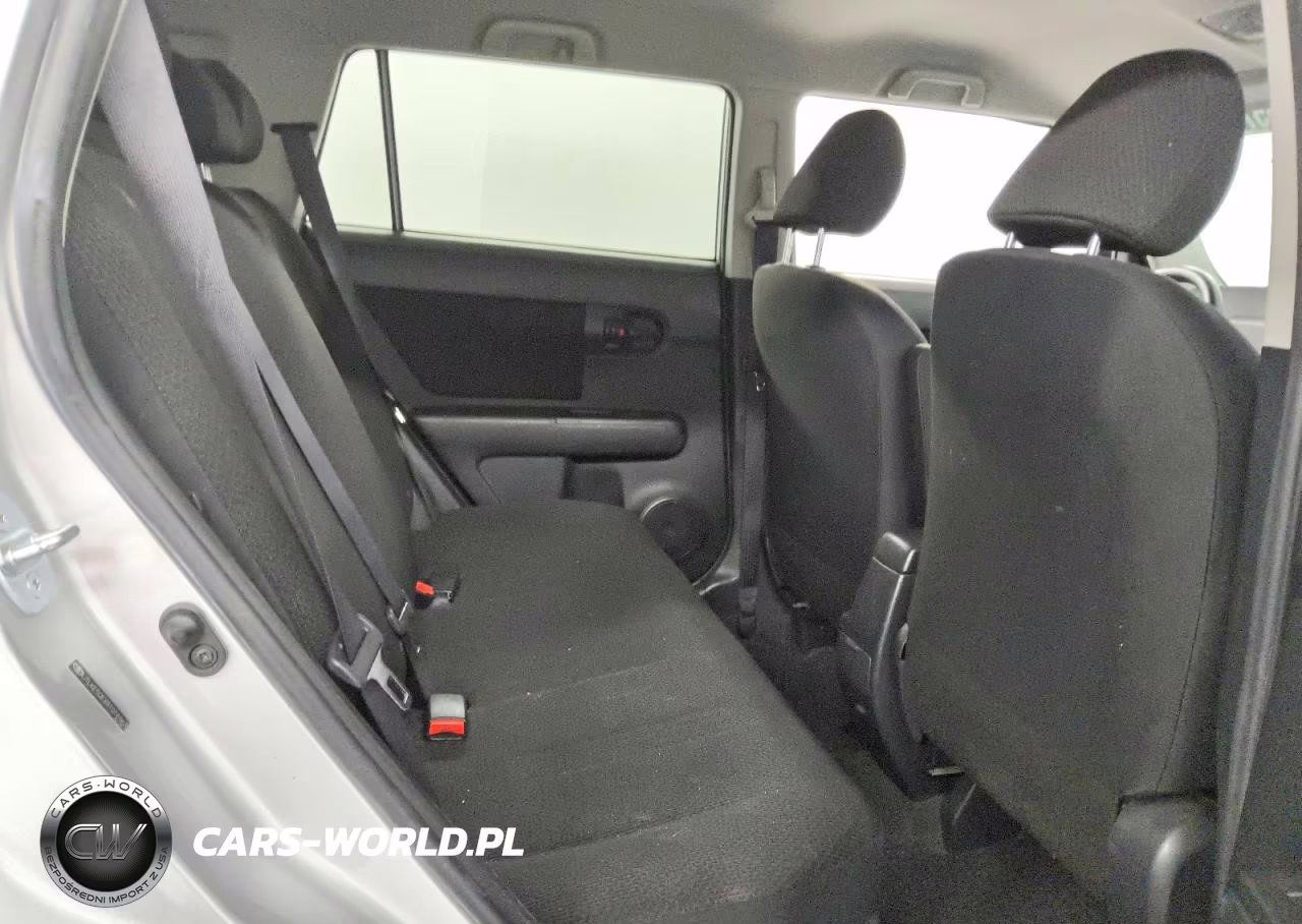 2008 Toyota Scion Xb VIN:JTLKE50EX81016963 - 10